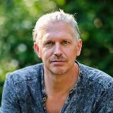 Psychotherapeut Nicolas Ehrschwendner